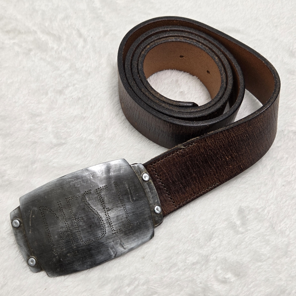 Diesel Vintage Dark Brown Belt with Distressed Silver Buckle Size‎ 36"